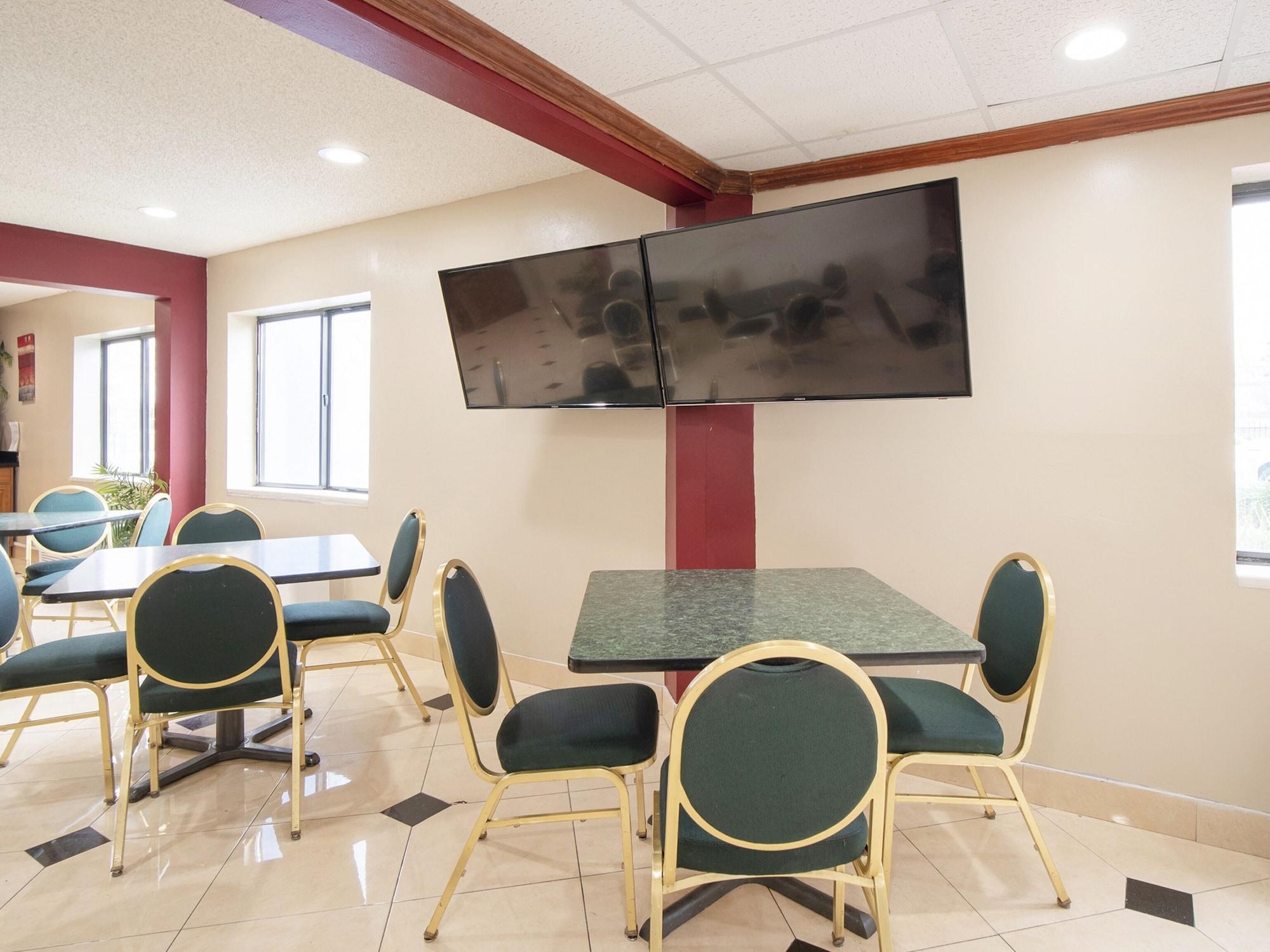 فندق Oyo Townhouse Houston Airport North المظهر الخارجي الصورة