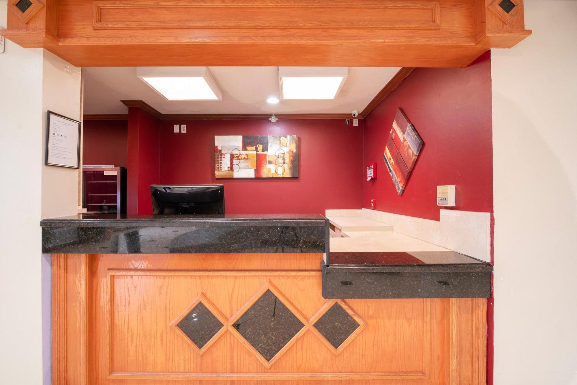 فندق Oyo Townhouse Houston Airport North المظهر الخارجي الصورة