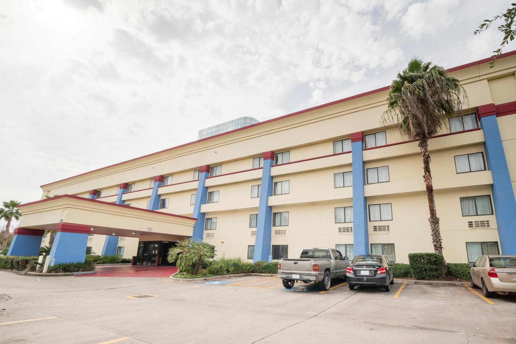 فندق Oyo Townhouse Houston Airport North المظهر الخارجي الصورة